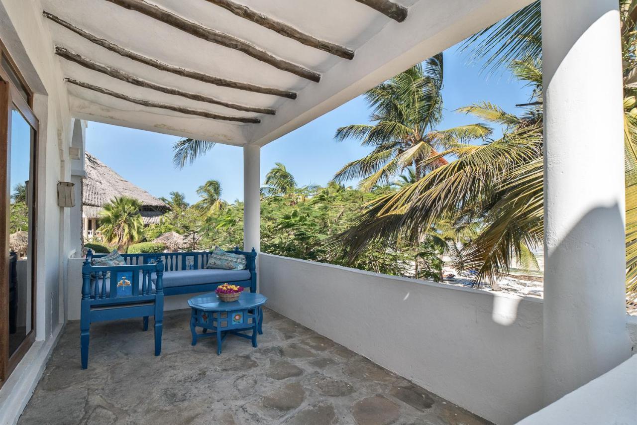 Jacaranda Beach Resort Watamu Exterior photo