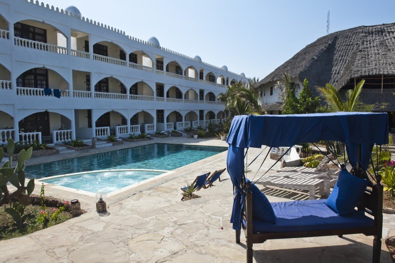 Jacaranda Beach Resort Watamu Exterior photo