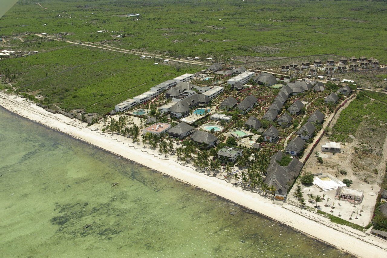 Jacaranda Beach Resort Watamu Exterior photo