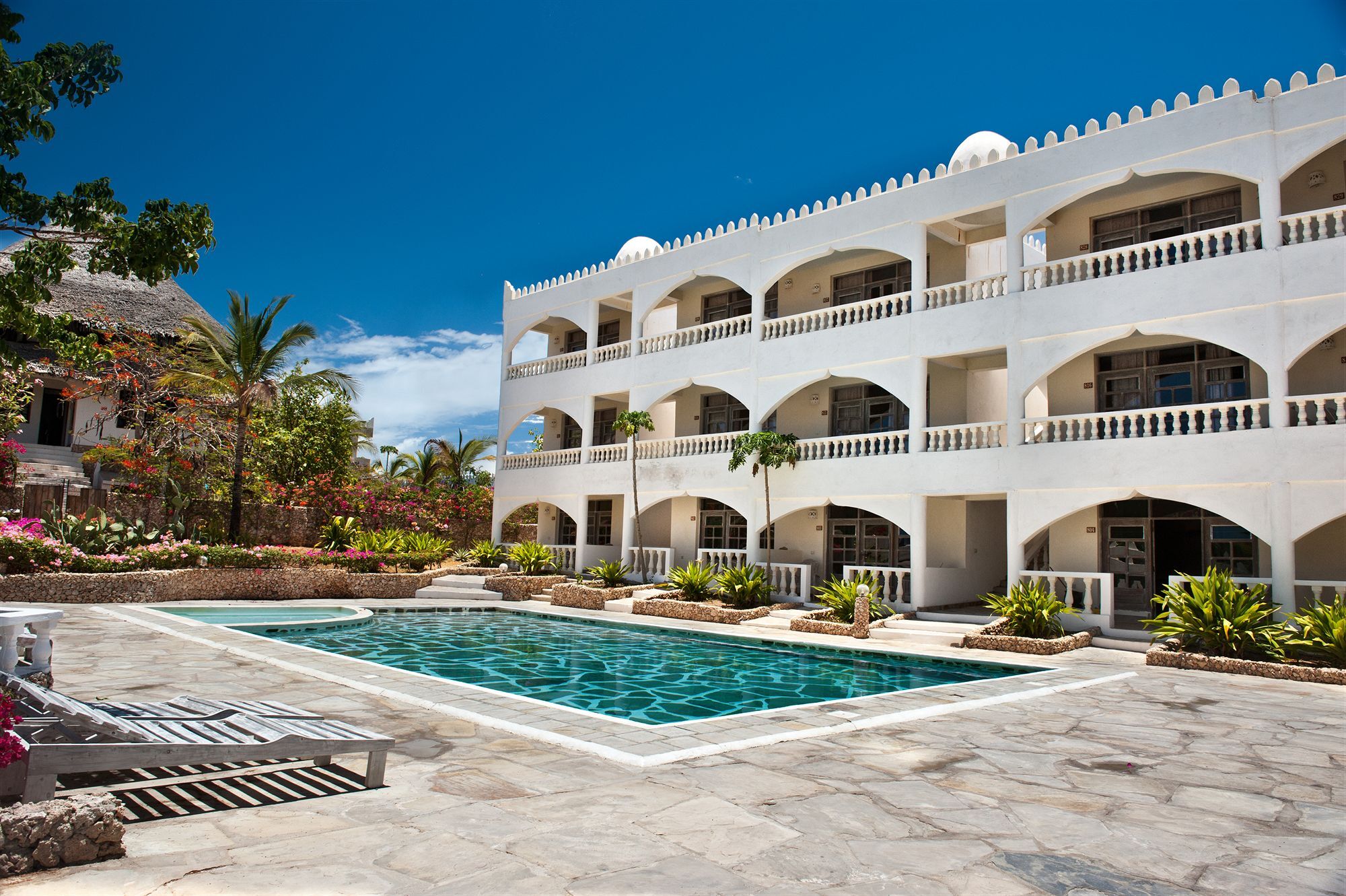 Jacaranda Beach Resort Watamu Exterior photo